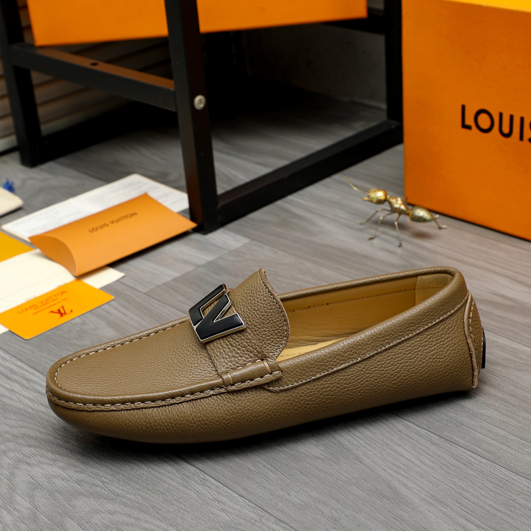 LV